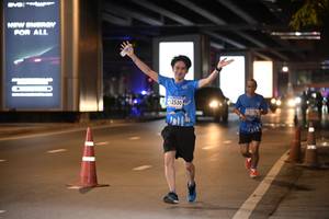 BIB: 12530, 1219
                            <button type="button" onclick="openModal(18720998)" class="btn btn-primary btn-sm float-right btn-popup" data-toggle="modal" data-target=".modal-high-quality">
                        <i class="fas fa-shopping-cart"></i> Add to Cart
                    </button>
                                            <button type="button" onclick="isThisMe(18720998, true)" class="btn btn-success btn-sm float-right btn-popup btn-isme hidden" data-toggle="tooltip" data-placement="bottom" title="นี่คือรูปของคุณใช่ไหม คลิกที่นี่เพื่อเอาเข้าอัลบั้ม">
                        <i class="fas fa-plus"></i> Add to album
                    </button>
                    <button type="button" onclick="isThisMe(18720998, false)" class="btn btn-warning btn-sm float-right btn-popup btn-isnotme hidden">
                        <i class="fas fa-ban"></i> Remove from album
                    </button>