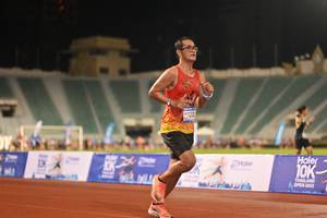 BIB: 120, 2022
                            <button type="button" onclick="openModal(18673238)" class="btn btn-primary btn-sm float-right btn-popup" data-toggle="modal" data-target=".modal-high-quality">
                        <i class="fas fa-shopping-cart"></i> Add to Cart
                    </button>
                                            <button type="button" onclick="isThisMe(18673238, true)" class="btn btn-success btn-sm float-right btn-popup btn-isme hidden" data-toggle="tooltip" data-placement="bottom" title="นี่คือรูปของคุณใช่ไหม คลิกที่นี่เพื่อเอาเข้าอัลบั้ม">
                        <i class="fas fa-plus"></i> Add to album
                    </button>
                    <button type="button" onclick="isThisMe(18673238, false)" class="btn btn-warning btn-sm float-right btn-popup btn-isnotme hidden">
                        <i class="fas fa-ban"></i> Remove from album
                    </button>