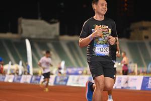 BIB: 12093
                            <button type="button" onclick="openModal(18673131)" class="btn btn-primary btn-sm float-right btn-popup" data-toggle="modal" data-target=".modal-high-quality">
                        <i class="fas fa-shopping-cart"></i> Add to Cart
                    </button>
                                            <button type="button" onclick="isThisMe(18673131, true)" class="btn btn-success btn-sm float-right btn-popup btn-isme hidden" data-toggle="tooltip" data-placement="bottom" title="นี่คือรูปของคุณใช่ไหม คลิกที่นี่เพื่อเอาเข้าอัลบั้ม">
                        <i class="fas fa-plus"></i> Add to album
                    </button>
                    <button type="button" onclick="isThisMe(18673131, false)" class="btn btn-warning btn-sm float-right btn-popup btn-isnotme hidden">
                        <i class="fas fa-ban"></i> Remove from album
                    </button>