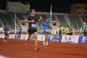 BIB: 13127, 3279
                            <button type="button" onclick="openModal(18677996)" class="btn btn-primary btn-sm float-right btn-popup" data-toggle="modal" data-target=".modal-high-quality">
                        <i class="fas fa-shopping-cart"></i> Add to Cart
                    </button>
                                            <button type="button" onclick="isThisMe(18677996, true)" class="btn btn-success btn-sm float-right btn-popup btn-isme hidden" data-toggle="tooltip" data-placement="bottom" title="นี่คือรูปของคุณใช่ไหม คลิกที่นี่เพื่อเอาเข้าอัลบั้ม">
                        <i class="fas fa-plus"></i> Add to album
                    </button>
                    <button type="button" onclick="isThisMe(18677996, false)" class="btn btn-warning btn-sm float-right btn-popup btn-isnotme hidden">
                        <i class="fas fa-ban"></i> Remove from album
                    </button>