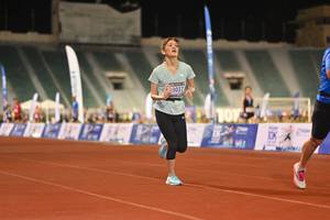 BIB: 3037, 101
                            <button type="button" onclick="openModal(18673178)" class="btn btn-primary btn-sm float-right btn-popup" data-toggle="modal" data-target=".modal-high-quality">
                        <i class="fas fa-shopping-cart"></i> Add to Cart
                    </button>
                                            <button type="button" onclick="isThisMe(18673178, true)" class="btn btn-success btn-sm float-right btn-popup btn-isme hidden" data-toggle="tooltip" data-placement="bottom" title="นี่คือรูปของคุณใช่ไหม คลิกที่นี่เพื่อเอาเข้าอัลบั้ม">
                        <i class="fas fa-plus"></i> Add to album
                    </button>
                    <button type="button" onclick="isThisMe(18673178, false)" class="btn btn-warning btn-sm float-right btn-popup btn-isnotme hidden">
                        <i class="fas fa-ban"></i> Remove from album
                    </button>