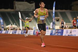 BIB: 1198
                            <button type="button" onclick="openModal(18669652)" class="btn btn-primary btn-sm float-right btn-popup" data-toggle="modal" data-target=".modal-high-quality">
                        <i class="fas fa-shopping-cart"></i> Add to Cart
                    </button>
                                            <button type="button" onclick="isThisMe(18669652, true)" class="btn btn-success btn-sm float-right btn-popup btn-isme hidden" data-toggle="tooltip" data-placement="bottom" title="นี่คือรูปของคุณใช่ไหม คลิกที่นี่เพื่อเอาเข้าอัลบั้ม">
                        <i class="fas fa-plus"></i> Add to album
                    </button>
                    <button type="button" onclick="isThisMe(18669652, false)" class="btn btn-warning btn-sm float-right btn-popup btn-isnotme hidden">
                        <i class="fas fa-ban"></i> Remove from album
                    </button>