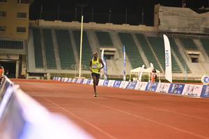 BIB: 115
                            <button type="button" onclick="openModal(18659390)" class="btn btn-primary btn-sm float-right btn-popup" data-toggle="modal" data-target=".modal-high-quality">
                        <i class="fas fa-shopping-cart"></i> Add to Cart
                    </button>
                                            <button type="button" onclick="isThisMe(18659390, true)" class="btn btn-success btn-sm float-right btn-popup btn-isme hidden" data-toggle="tooltip" data-placement="bottom" title="นี่คือรูปของคุณใช่ไหม คลิกที่นี่เพื่อเอาเข้าอัลบั้ม">
                        <i class="fas fa-plus"></i> Add to album
                    </button>
                    <button type="button" onclick="isThisMe(18659390, false)" class="btn btn-warning btn-sm float-right btn-popup btn-isnotme hidden">
                        <i class="fas fa-ban"></i> Remove from album
                    </button>