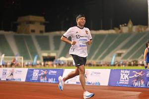 BIB: 12200, 2022
                            <button type="button" onclick="openModal(18673270)" class="btn btn-primary btn-sm float-right btn-popup" data-toggle="modal" data-target=".modal-high-quality">
                        <i class="fas fa-shopping-cart"></i> Add to Cart
                    </button>
                                            <button type="button" onclick="isThisMe(18673270, true)" class="btn btn-success btn-sm float-right btn-popup btn-isme hidden" data-toggle="tooltip" data-placement="bottom" title="นี่คือรูปของคุณใช่ไหม คลิกที่นี่เพื่อเอาเข้าอัลบั้ม">
                        <i class="fas fa-plus"></i> Add to album
                    </button>
                    <button type="button" onclick="isThisMe(18673270, false)" class="btn btn-warning btn-sm float-right btn-popup btn-isnotme hidden">
                        <i class="fas fa-ban"></i> Remove from album
                    </button>