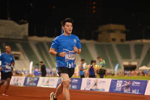 BIB: 12300
                            <button type="button" onclick="openModal(18677274)" class="btn btn-primary btn-sm float-right btn-popup" data-toggle="modal" data-target=".modal-high-quality">
                        <i class="fas fa-shopping-cart"></i> Add to Cart
                    </button>
                                            <button type="button" onclick="isThisMe(18677274, true)" class="btn btn-success btn-sm float-right btn-popup btn-isme hidden" data-toggle="tooltip" data-placement="bottom" title="นี่คือรูปของคุณใช่ไหม คลิกที่นี่เพื่อเอาเข้าอัลบั้ม">
                        <i class="fas fa-plus"></i> Add to album
                    </button>
                    <button type="button" onclick="isThisMe(18677274, false)" class="btn btn-warning btn-sm float-right btn-popup btn-isnotme hidden">
                        <i class="fas fa-ban"></i> Remove from album
                    </button>