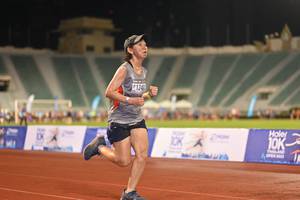 BIB: 1240, 2011, 2012
                            <button type="button" onclick="openModal(18675086)" class="btn btn-primary btn-sm float-right btn-popup" data-toggle="modal" data-target=".modal-high-quality">
                        <i class="fas fa-shopping-cart"></i> Add to Cart
                    </button>
                                            <button type="button" onclick="isThisMe(18675086, true)" class="btn btn-success btn-sm float-right btn-popup btn-isme hidden" data-toggle="tooltip" data-placement="bottom" title="นี่คือรูปของคุณใช่ไหม คลิกที่นี่เพื่อเอาเข้าอัลบั้ม">
                        <i class="fas fa-plus"></i> Add to album
                    </button>
                    <button type="button" onclick="isThisMe(18675086, false)" class="btn btn-warning btn-sm float-right btn-popup btn-isnotme hidden">
                        <i class="fas fa-ban"></i> Remove from album
                    </button>