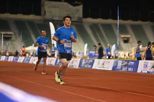 BIB: 12300
                            <button type="button" onclick="openModal(18677257)" class="btn btn-primary btn-sm float-right btn-popup" data-toggle="modal" data-target=".modal-high-quality">
                        <i class="fas fa-shopping-cart"></i> Add to Cart
                    </button>
                                            <button type="button" onclick="isThisMe(18677257, true)" class="btn btn-success btn-sm float-right btn-popup btn-isme hidden" data-toggle="tooltip" data-placement="bottom" title="นี่คือรูปของคุณใช่ไหม คลิกที่นี่เพื่อเอาเข้าอัลบั้ม">
                        <i class="fas fa-plus"></i> Add to album
                    </button>
                    <button type="button" onclick="isThisMe(18677257, false)" class="btn btn-warning btn-sm float-right btn-popup btn-isnotme hidden">
                        <i class="fas fa-ban"></i> Remove from album
                    </button>