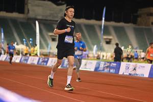 BIB: 640, 12375, 52400, 1511, 
                            <button type="button" onclick="openModal(18676100)" class="btn btn-primary btn-sm float-right btn-popup" data-toggle="modal" data-target=".modal-high-quality">
                        <i class="fas fa-shopping-cart"></i> Add to Cart
                    </button>
                                            <button type="button" onclick="isThisMe(18676100, true)" class="btn btn-success btn-sm float-right btn-popup btn-isme hidden" data-toggle="tooltip" data-placement="bottom" title="นี่คือรูปของคุณใช่ไหม คลิกที่นี่เพื่อเอาเข้าอัลบั้ม">
                        <i class="fas fa-plus"></i> Add to album
                    </button>
                    <button type="button" onclick="isThisMe(18676100, false)" class="btn btn-warning btn-sm float-right btn-popup btn-isnotme hidden">
                        <i class="fas fa-ban"></i> Remove from album
                    </button>