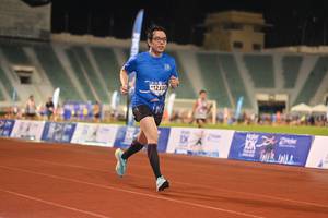 BIB: 12338, 1985
                            <button type="button" onclick="openModal(18675577)" class="btn btn-primary btn-sm float-right btn-popup" data-toggle="modal" data-target=".modal-high-quality">
                        <i class="fas fa-shopping-cart"></i> Add to Cart
                    </button>
                                            <button type="button" onclick="isThisMe(18675577, true)" class="btn btn-success btn-sm float-right btn-popup btn-isme hidden" data-toggle="tooltip" data-placement="bottom" title="นี่คือรูปของคุณใช่ไหม คลิกที่นี่เพื่อเอาเข้าอัลบั้ม">
                        <i class="fas fa-plus"></i> Add to album
                    </button>
                    <button type="button" onclick="isThisMe(18675577, false)" class="btn btn-warning btn-sm float-right btn-popup btn-isnotme hidden">
                        <i class="fas fa-ban"></i> Remove from album
                    </button>