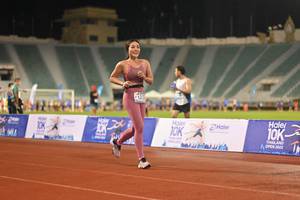 BIB: 1272, 2022
                            <button type="button" onclick="openModal(18675741)" class="btn btn-primary btn-sm float-right btn-popup" data-toggle="modal" data-target=".modal-high-quality">
                        <i class="fas fa-shopping-cart"></i> Add to Cart
                    </button>
                                            <button type="button" onclick="isThisMe(18675741, true)" class="btn btn-success btn-sm float-right btn-popup btn-isme hidden" data-toggle="tooltip" data-placement="bottom" title="นี่คือรูปของคุณใช่ไหม คลิกที่นี่เพื่อเอาเข้าอัลบั้ม">
                        <i class="fas fa-plus"></i> Add to album
                    </button>
                    <button type="button" onclick="isThisMe(18675741, false)" class="btn btn-warning btn-sm float-right btn-popup btn-isnotme hidden">
                        <i class="fas fa-ban"></i> Remove from album
                    </button>