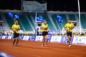 BIB: 2511
                            <button type="button" onclick="openModal(18789026)" class="btn btn-primary btn-sm float-right btn-popup" data-toggle="modal" data-target=".modal-high-quality">
                        <i class="fas fa-shopping-cart"></i> Add to Cart
                    </button>
                                            <button type="button" onclick="isThisMe(18789026, true)" class="btn btn-success btn-sm float-right btn-popup btn-isme hidden" data-toggle="tooltip" data-placement="bottom" title="นี่คือรูปของคุณใช่ไหม คลิกที่นี่เพื่อเอาเข้าอัลบั้ม">
                        <i class="fas fa-plus"></i> Add to album
                    </button>
                    <button type="button" onclick="isThisMe(18789026, false)" class="btn btn-warning btn-sm float-right btn-popup btn-isnotme hidden">
                        <i class="fas fa-ban"></i> Remove from album
                    </button>