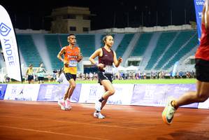 BIB: 12913
                            <button type="button" onclick="openModal(18787389)" class="btn btn-primary btn-sm float-right btn-popup" data-toggle="modal" data-target=".modal-high-quality">
                        <i class="fas fa-shopping-cart"></i> Add to Cart
                    </button>
                                            <button type="button" onclick="isThisMe(18787389, true)" class="btn btn-success btn-sm float-right btn-popup btn-isme hidden" data-toggle="tooltip" data-placement="bottom" title="นี่คือรูปของคุณใช่ไหม คลิกที่นี่เพื่อเอาเข้าอัลบั้ม">
                        <i class="fas fa-plus"></i> Add to album
                    </button>
                    <button type="button" onclick="isThisMe(18787389, false)" class="btn btn-warning btn-sm float-right btn-popup btn-isnotme hidden">
                        <i class="fas fa-ban"></i> Remove from album
                    </button>