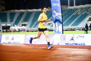 BIB: 1189
                            <button type="button" onclick="openModal(18787093)" class="btn btn-primary btn-sm float-right btn-popup" data-toggle="modal" data-target=".modal-high-quality">
                        <i class="fas fa-shopping-cart"></i> Add to Cart
                    </button>
                                            <button type="button" onclick="isThisMe(18787093, true)" class="btn btn-success btn-sm float-right btn-popup btn-isme hidden" data-toggle="tooltip" data-placement="bottom" title="นี่คือรูปของคุณใช่ไหม คลิกที่นี่เพื่อเอาเข้าอัลบั้ม">
                        <i class="fas fa-plus"></i> Add to album
                    </button>
                    <button type="button" onclick="isThisMe(18787093, false)" class="btn btn-warning btn-sm float-right btn-popup btn-isnotme hidden">
                        <i class="fas fa-ban"></i> Remove from album
                    </button>