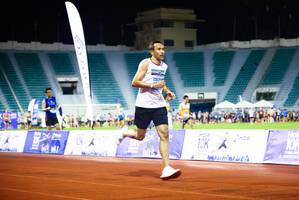 BIB: 2002
                            <button type="button" onclick="openModal(18788024)" class="btn btn-primary btn-sm float-right btn-popup" data-toggle="modal" data-target=".modal-high-quality">
                        <i class="fas fa-shopping-cart"></i> Add to Cart
                    </button>
                                            <button type="button" onclick="isThisMe(18788024, true)" class="btn btn-success btn-sm float-right btn-popup btn-isme hidden" data-toggle="tooltip" data-placement="bottom" title="นี่คือรูปของคุณใช่ไหม คลิกที่นี่เพื่อเอาเข้าอัลบั้ม">
                        <i class="fas fa-plus"></i> Add to album
                    </button>
                    <button type="button" onclick="isThisMe(18788024, false)" class="btn btn-warning btn-sm float-right btn-popup btn-isnotme hidden">
                        <i class="fas fa-ban"></i> Remove from album
                    </button>