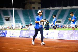 BIB: 2002
                            <button type="button" onclick="openModal(18789036)" class="btn btn-primary btn-sm float-right btn-popup" data-toggle="modal" data-target=".modal-high-quality">
                        <i class="fas fa-shopping-cart"></i> Add to Cart
                    </button>
                                            <button type="button" onclick="isThisMe(18789036, true)" class="btn btn-success btn-sm float-right btn-popup btn-isme hidden" data-toggle="tooltip" data-placement="bottom" title="นี่คือรูปของคุณใช่ไหม คลิกที่นี่เพื่อเอาเข้าอัลบั้ม">
                        <i class="fas fa-plus"></i> Add to album
                    </button>
                    <button type="button" onclick="isThisMe(18789036, false)" class="btn btn-warning btn-sm float-right btn-popup btn-isnotme hidden">
                        <i class="fas fa-ban"></i> Remove from album
                    </button>