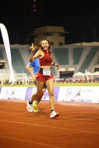 BIB: 1226
                            <button type="button" onclick="openModal(18743193)" class="btn btn-primary btn-sm float-right btn-popup" data-toggle="modal" data-target=".modal-high-quality">
                        <i class="fas fa-shopping-cart"></i> Add to Cart
                    </button>
                                            <button type="button" onclick="isThisMe(18743193, true)" class="btn btn-success btn-sm float-right btn-popup btn-isme hidden" data-toggle="tooltip" data-placement="bottom" title="นี่คือรูปของคุณใช่ไหม คลิกที่นี่เพื่อเอาเข้าอัลบั้ม">
                        <i class="fas fa-plus"></i> Add to album
                    </button>
                    <button type="button" onclick="isThisMe(18743193, false)" class="btn btn-warning btn-sm float-right btn-popup btn-isnotme hidden">
                        <i class="fas fa-ban"></i> Remove from album
                    </button>