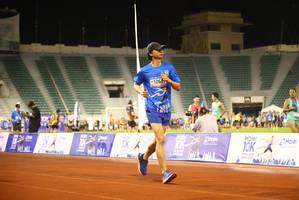 BIB: 1264, 2722
                            <button type="button" onclick="openModal(18744957)" class="btn btn-primary btn-sm float-right btn-popup" data-toggle="modal" data-target=".modal-high-quality">
                        <i class="fas fa-shopping-cart"></i> Add to Cart
                    </button>
                                            <button type="button" onclick="isThisMe(18744957, true)" class="btn btn-success btn-sm float-right btn-popup btn-isme hidden" data-toggle="tooltip" data-placement="bottom" title="นี่คือรูปของคุณใช่ไหม คลิกที่นี่เพื่อเอาเข้าอัลบั้ม">
                        <i class="fas fa-plus"></i> Add to album
                    </button>
                    <button type="button" onclick="isThisMe(18744957, false)" class="btn btn-warning btn-sm float-right btn-popup btn-isnotme hidden">
                        <i class="fas fa-ban"></i> Remove from album
                    </button>