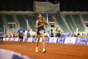 BIB: 12821
                            <button type="button" onclick="openModal(18748937)" class="btn btn-primary btn-sm float-right btn-popup" data-toggle="modal" data-target=".modal-high-quality">
                        <i class="fas fa-shopping-cart"></i> Add to Cart
                    </button>
                                            <button type="button" onclick="isThisMe(18748937, true)" class="btn btn-success btn-sm float-right btn-popup btn-isme hidden" data-toggle="tooltip" data-placement="bottom" title="นี่คือรูปของคุณใช่ไหม คลิกที่นี่เพื่อเอาเข้าอัลบั้ม">
                        <i class="fas fa-plus"></i> Add to album
                    </button>
                    <button type="button" onclick="isThisMe(18748937, false)" class="btn btn-warning btn-sm float-right btn-popup btn-isnotme hidden">
                        <i class="fas fa-ban"></i> Remove from album
                    </button>