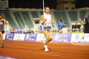 BIB: 2401, 12513
                            <button type="button" onclick="openModal(18744855)" class="btn btn-primary btn-sm float-right btn-popup" data-toggle="modal" data-target=".modal-high-quality">
                        <i class="fas fa-shopping-cart"></i> Add to Cart
                    </button>
                                            <button type="button" onclick="isThisMe(18744855, true)" class="btn btn-success btn-sm float-right btn-popup btn-isme hidden" data-toggle="tooltip" data-placement="bottom" title="นี่คือรูปของคุณใช่ไหม คลิกที่นี่เพื่อเอาเข้าอัลบั้ม">
                        <i class="fas fa-plus"></i> Add to album
                    </button>
                    <button type="button" onclick="isThisMe(18744855, false)" class="btn btn-warning btn-sm float-right btn-popup btn-isnotme hidden">
                        <i class="fas fa-ban"></i> Remove from album
                    </button>