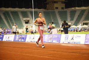 BIB: 12722
                            <button type="button" onclick="openModal(18745045)" class="btn btn-primary btn-sm float-right btn-popup" data-toggle="modal" data-target=".modal-high-quality">
                        <i class="fas fa-shopping-cart"></i> Add to Cart
                    </button>
                                            <button type="button" onclick="isThisMe(18745045, true)" class="btn btn-success btn-sm float-right btn-popup btn-isme hidden" data-toggle="tooltip" data-placement="bottom" title="นี่คือรูปของคุณใช่ไหม คลิกที่นี่เพื่อเอาเข้าอัลบั้ม">
                        <i class="fas fa-plus"></i> Add to album
                    </button>
                    <button type="button" onclick="isThisMe(18745045, false)" class="btn btn-warning btn-sm float-right btn-popup btn-isnotme hidden">
                        <i class="fas fa-ban"></i> Remove from album
                    </button>