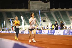 BIB: 1299
                            <button type="button" onclick="openModal(18745241)" class="btn btn-primary btn-sm float-right btn-popup" data-toggle="modal" data-target=".modal-high-quality">
                        <i class="fas fa-shopping-cart"></i> Add to Cart
                    </button>
                                            <button type="button" onclick="isThisMe(18745241, true)" class="btn btn-success btn-sm float-right btn-popup btn-isme hidden" data-toggle="tooltip" data-placement="bottom" title="นี่คือรูปของคุณใช่ไหม คลิกที่นี่เพื่อเอาเข้าอัลบั้ม">
                        <i class="fas fa-plus"></i> Add to album
                    </button>
                    <button type="button" onclick="isThisMe(18745241, false)" class="btn btn-warning btn-sm float-right btn-popup btn-isnotme hidden">
                        <i class="fas fa-ban"></i> Remove from album
                    </button>