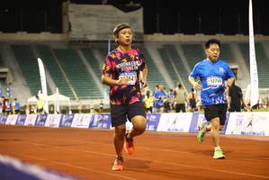 BIB: 2627, 12750, 
                            <button type="button" onclick="openModal(18745097)" class="btn btn-primary btn-sm float-right btn-popup" data-toggle="modal" data-target=".modal-high-quality">
                        <i class="fas fa-shopping-cart"></i> Add to Cart
                    </button>
                                            <button type="button" onclick="isThisMe(18745097, true)" class="btn btn-success btn-sm float-right btn-popup btn-isme hidden" data-toggle="tooltip" data-placement="bottom" title="นี่คือรูปของคุณใช่ไหม คลิกที่นี่เพื่อเอาเข้าอัลบั้ม">
                        <i class="fas fa-plus"></i> Add to album
                    </button>
                    <button type="button" onclick="isThisMe(18745097, false)" class="btn btn-warning btn-sm float-right btn-popup btn-isnotme hidden">
                        <i class="fas fa-ban"></i> Remove from album
                    </button>