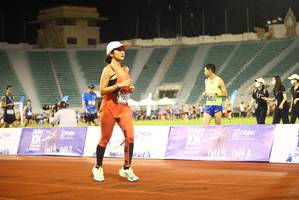 BIB: 1220
                            <button type="button" onclick="openModal(18744775)" class="btn btn-primary btn-sm float-right btn-popup" data-toggle="modal" data-target=".modal-high-quality">
                        <i class="fas fa-shopping-cart"></i> Add to Cart
                    </button>
                                            <button type="button" onclick="isThisMe(18744775, true)" class="btn btn-success btn-sm float-right btn-popup btn-isme hidden" data-toggle="tooltip" data-placement="bottom" title="นี่คือรูปของคุณใช่ไหม คลิกที่นี่เพื่อเอาเข้าอัลบั้ม">
                        <i class="fas fa-plus"></i> Add to album
                    </button>
                    <button type="button" onclick="isThisMe(18744775, false)" class="btn btn-warning btn-sm float-right btn-popup btn-isnotme hidden">
                        <i class="fas fa-ban"></i> Remove from album
                    </button>