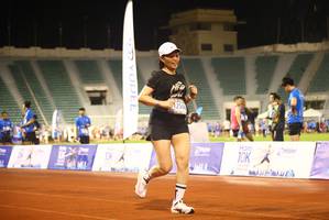 BIB: 12500
                            <button type="button" onclick="openModal(18749240)" class="btn btn-primary btn-sm float-right btn-popup" data-toggle="modal" data-target=".modal-high-quality">
                        <i class="fas fa-shopping-cart"></i> Add to Cart
                    </button>
                                            <button type="button" onclick="isThisMe(18749240, true)" class="btn btn-success btn-sm float-right btn-popup btn-isme hidden" data-toggle="tooltip" data-placement="bottom" title="นี่คือรูปของคุณใช่ไหม คลิกที่นี่เพื่อเอาเข้าอัลบั้ม">
                        <i class="fas fa-plus"></i> Add to album
                    </button>
                    <button type="button" onclick="isThisMe(18749240, false)" class="btn btn-warning btn-sm float-right btn-popup btn-isnotme hidden">
                        <i class="fas fa-ban"></i> Remove from album
                    </button>