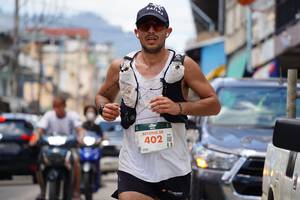 BIB: 402
                            <button type="button" onclick="openModal(21900332)" class="btn btn-primary btn-sm float-right btn-popup" data-toggle="modal" data-target=".modal-high-quality">
                        <i class="fas fa-shopping-cart"></i> Add to Cart
                    </button>
                                            <button type="button" onclick="isThisMe(21900332, true)" class="btn btn-success btn-sm float-right btn-popup btn-isme hidden" data-toggle="tooltip" data-placement="bottom" title="นี่คือรูปของคุณใช่ไหม คลิกที่นี่เพื่อเอาเข้าอัลบั้ม">
                        <i class="fas fa-plus"></i> Add to album
                    </button>
                    <button type="button" onclick="isThisMe(21900332, false)" class="btn btn-warning btn-sm float-right btn-popup btn-isnotme hidden">
                        <i class="fas fa-ban"></i> Remove from album
                    </button>