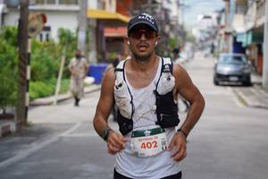 BIB: 402
                            <button type="button" onclick="openModal(21900334)" class="btn btn-primary btn-sm float-right btn-popup" data-toggle="modal" data-target=".modal-high-quality">
                        <i class="fas fa-shopping-cart"></i> Add to Cart
                    </button>
                                            <button type="button" onclick="isThisMe(21900334, true)" class="btn btn-success btn-sm float-right btn-popup btn-isme hidden" data-toggle="tooltip" data-placement="bottom" title="นี่คือรูปของคุณใช่ไหม คลิกที่นี่เพื่อเอาเข้าอัลบั้ม">
                        <i class="fas fa-plus"></i> Add to album
                    </button>
                    <button type="button" onclick="isThisMe(21900334, false)" class="btn btn-warning btn-sm float-right btn-popup btn-isnotme hidden">
                        <i class="fas fa-ban"></i> Remove from album
                    </button>