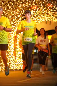 BIB: 50325
                            <button type="button" onclick="openModal(21799299)" class="btn btn-primary btn-sm float-right btn-popup" data-toggle="modal" data-target=".modal-high-quality">
                        <i class="fas fa-shopping-cart"></i> Add to Cart
                    </button>
                                            <button type="button" onclick="isThisMe(21799299, true)" class="btn btn-success btn-sm float-right btn-popup btn-isme hidden" data-toggle="tooltip" data-placement="bottom" title="นี่คือรูปของคุณใช่ไหม คลิกที่นี่เพื่อเอาเข้าอัลบั้ม">
                        <i class="fas fa-plus"></i> Add to album
                    </button>
                    <button type="button" onclick="isThisMe(21799299, false)" class="btn btn-warning btn-sm float-right btn-popup btn-isnotme hidden">
                        <i class="fas fa-ban"></i> Remove from album
                    </button>