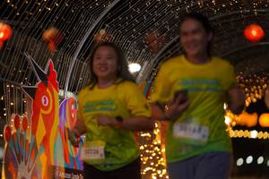 BIB: 0000
                            <button type="button" onclick="openModal(21799582)" class="btn btn-primary btn-sm float-right btn-popup" data-toggle="modal" data-target=".modal-high-quality">
                        <i class="fas fa-shopping-cart"></i> Add to Cart
                    </button>
                                            <button type="button" onclick="isThisMe(21799582, true)" class="btn btn-success btn-sm float-right btn-popup btn-isme hidden" data-toggle="tooltip" data-placement="bottom" title="นี่คือรูปของคุณใช่ไหม คลิกที่นี่เพื่อเอาเข้าอัลบั้ม">
                        <i class="fas fa-plus"></i> Add to album
                    </button>
                    <button type="button" onclick="isThisMe(21799582, false)" class="btn btn-warning btn-sm float-right btn-popup btn-isnotme hidden">
                        <i class="fas fa-ban"></i> Remove from album
                    </button>