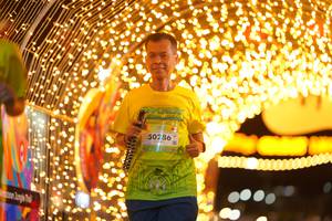 BIB: 50286, 280
                            <button type="button" onclick="openModal(21799417)" class="btn btn-primary btn-sm float-right btn-popup" data-toggle="modal" data-target=".modal-high-quality">
                        <i class="fas fa-shopping-cart"></i> Add to Cart
                    </button>
                                            <button type="button" onclick="isThisMe(21799417, true)" class="btn btn-success btn-sm float-right btn-popup btn-isme hidden" data-toggle="tooltip" data-placement="bottom" title="นี่คือรูปของคุณใช่ไหม คลิกที่นี่เพื่อเอาเข้าอัลบั้ม">
                        <i class="fas fa-plus"></i> Add to album
                    </button>
                    <button type="button" onclick="isThisMe(21799417, false)" class="btn btn-warning btn-sm float-right btn-popup btn-isnotme hidden">
                        <i class="fas fa-ban"></i> Remove from album
                    </button>