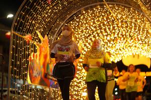 BIB: 
                            <button type="button" onclick="openModal(21799661)" class="btn btn-primary btn-sm float-right btn-popup" data-toggle="modal" data-target=".modal-high-quality">
                        <i class="fas fa-shopping-cart"></i> Add to Cart
                    </button>
                                            <button type="button" onclick="isThisMe(21799661, true)" class="btn btn-success btn-sm float-right btn-popup btn-isme hidden" data-toggle="tooltip" data-placement="bottom" title="นี่คือรูปของคุณใช่ไหม คลิกที่นี่เพื่อเอาเข้าอัลบั้ม">
                        <i class="fas fa-plus"></i> Add to album
                    </button>
                    <button type="button" onclick="isThisMe(21799661, false)" class="btn btn-warning btn-sm float-right btn-popup btn-isnotme hidden">
                        <i class="fas fa-ban"></i> Remove from album
                    </button>