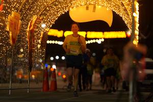 BIB: 0083
                            <button type="button" onclick="openModal(21799487)" class="btn btn-primary btn-sm float-right btn-popup" data-toggle="modal" data-target=".modal-high-quality">
                        <i class="fas fa-shopping-cart"></i> Add to Cart
                    </button>
                                            <button type="button" onclick="isThisMe(21799487, true)" class="btn btn-success btn-sm float-right btn-popup btn-isme hidden" data-toggle="tooltip" data-placement="bottom" title="นี่คือรูปของคุณใช่ไหม คลิกที่นี่เพื่อเอาเข้าอัลบั้ม">
                        <i class="fas fa-plus"></i> Add to album
                    </button>
                    <button type="button" onclick="isThisMe(21799487, false)" class="btn btn-warning btn-sm float-right btn-popup btn-isnotme hidden">
                        <i class="fas fa-ban"></i> Remove from album
                    </button>