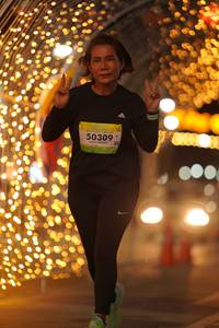 BIB: 50309, 0000
                            <button type="button" onclick="openModal(21798999)" class="btn btn-primary btn-sm float-right btn-popup" data-toggle="modal" data-target=".modal-high-quality">
                        <i class="fas fa-shopping-cart"></i> Add to Cart
                    </button>
                                            <button type="button" onclick="isThisMe(21798999, true)" class="btn btn-success btn-sm float-right btn-popup btn-isme hidden" data-toggle="tooltip" data-placement="bottom" title="นี่คือรูปของคุณใช่ไหม คลิกที่นี่เพื่อเอาเข้าอัลบั้ม">
                        <i class="fas fa-plus"></i> Add to album
                    </button>
                    <button type="button" onclick="isThisMe(21798999, false)" class="btn btn-warning btn-sm float-right btn-popup btn-isnotme hidden">
                        <i class="fas fa-ban"></i> Remove from album
                    </button>