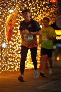 BIB: 60047
                            <button type="button" onclick="openModal(21798942)" class="btn btn-primary btn-sm float-right btn-popup" data-toggle="modal" data-target=".modal-high-quality">
                        <i class="fas fa-shopping-cart"></i> Add to Cart
                    </button>
                                            <button type="button" onclick="isThisMe(21798942, true)" class="btn btn-success btn-sm float-right btn-popup btn-isme hidden" data-toggle="tooltip" data-placement="bottom" title="นี่คือรูปของคุณใช่ไหม คลิกที่นี่เพื่อเอาเข้าอัลบั้ม">
                        <i class="fas fa-plus"></i> Add to album
                    </button>
                    <button type="button" onclick="isThisMe(21798942, false)" class="btn btn-warning btn-sm float-right btn-popup btn-isnotme hidden">
                        <i class="fas fa-ban"></i> Remove from album
                    </button>