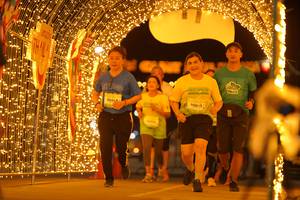 BIB: 90065, 9006
                            <button type="button" onclick="openModal(21799490)" class="btn btn-primary btn-sm float-right btn-popup" data-toggle="modal" data-target=".modal-high-quality">
                        <i class="fas fa-shopping-cart"></i> Add to Cart
                    </button>
                                            <button type="button" onclick="isThisMe(21799490, true)" class="btn btn-success btn-sm float-right btn-popup btn-isme hidden" data-toggle="tooltip" data-placement="bottom" title="นี่คือรูปของคุณใช่ไหม คลิกที่นี่เพื่อเอาเข้าอัลบั้ม">
                        <i class="fas fa-plus"></i> Add to album
                    </button>
                    <button type="button" onclick="isThisMe(21799490, false)" class="btn btn-warning btn-sm float-right btn-popup btn-isnotme hidden">
                        <i class="fas fa-ban"></i> Remove from album
                    </button>