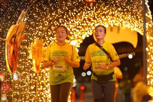 BIB: 50080, 901
                            <button type="button" onclick="openModal(21799591)" class="btn btn-primary btn-sm float-right btn-popup" data-toggle="modal" data-target=".modal-high-quality">
                        <i class="fas fa-shopping-cart"></i> Add to Cart
                    </button>
                                            <button type="button" onclick="isThisMe(21799591, true)" class="btn btn-success btn-sm float-right btn-popup btn-isme hidden" data-toggle="tooltip" data-placement="bottom" title="นี่คือรูปของคุณใช่ไหม คลิกที่นี่เพื่อเอาเข้าอัลบั้ม">
                        <i class="fas fa-plus"></i> Add to album
                    </button>
                    <button type="button" onclick="isThisMe(21799591, false)" class="btn btn-warning btn-sm float-right btn-popup btn-isnotme hidden">
                        <i class="fas fa-ban"></i> Remove from album
                    </button>