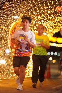 BIB: 504
                            <button type="button" onclick="openModal(21799383)" class="btn btn-primary btn-sm float-right btn-popup" data-toggle="modal" data-target=".modal-high-quality">
                        <i class="fas fa-shopping-cart"></i> Add to Cart
                    </button>
                                            <button type="button" onclick="isThisMe(21799383, true)" class="btn btn-success btn-sm float-right btn-popup btn-isme hidden" data-toggle="tooltip" data-placement="bottom" title="นี่คือรูปของคุณใช่ไหม คลิกที่นี่เพื่อเอาเข้าอัลบั้ม">
                        <i class="fas fa-plus"></i> Add to album
                    </button>
                    <button type="button" onclick="isThisMe(21799383, false)" class="btn btn-warning btn-sm float-right btn-popup btn-isnotme hidden">
                        <i class="fas fa-ban"></i> Remove from album
                    </button>