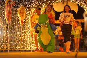 BIB: 5037, 50473
                            <button type="button" onclick="openModal(21799419)" class="btn btn-primary btn-sm float-right btn-popup" data-toggle="modal" data-target=".modal-high-quality">
                        <i class="fas fa-shopping-cart"></i> Add to Cart
                    </button>
                                            <button type="button" onclick="isThisMe(21799419, true)" class="btn btn-success btn-sm float-right btn-popup btn-isme hidden" data-toggle="tooltip" data-placement="bottom" title="นี่คือรูปของคุณใช่ไหม คลิกที่นี่เพื่อเอาเข้าอัลบั้ม">
                        <i class="fas fa-plus"></i> Add to album
                    </button>
                    <button type="button" onclick="isThisMe(21799419, false)" class="btn btn-warning btn-sm float-right btn-popup btn-isnotme hidden">
                        <i class="fas fa-ban"></i> Remove from album
                    </button>