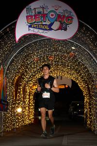 BIB: 5496
                            <button type="button" onclick="openModal(21779562)" class="btn btn-primary btn-sm float-right btn-popup" data-toggle="modal" data-target=".modal-high-quality">
                        <i class="fas fa-shopping-cart"></i> Add to Cart
                    </button>
                                            <button type="button" onclick="isThisMe(21779562, true)" class="btn btn-success btn-sm float-right btn-popup btn-isme hidden" data-toggle="tooltip" data-placement="bottom" title="นี่คือรูปของคุณใช่ไหม คลิกที่นี่เพื่อเอาเข้าอัลบั้ม">
                        <i class="fas fa-plus"></i> Add to album
                    </button>
                    <button type="button" onclick="isThisMe(21779562, false)" class="btn btn-warning btn-sm float-right btn-popup btn-isnotme hidden">
                        <i class="fas fa-ban"></i> Remove from album
                    </button>