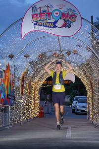 BIB: 5437
                            <button type="button" onclick="openModal(21781229)" class="btn btn-primary btn-sm float-right btn-popup" data-toggle="modal" data-target=".modal-high-quality">
                        <i class="fas fa-shopping-cart"></i> Add to Cart
                    </button>
                                            <button type="button" onclick="isThisMe(21781229, true)" class="btn btn-success btn-sm float-right btn-popup btn-isme hidden" data-toggle="tooltip" data-placement="bottom" title="นี่คือรูปของคุณใช่ไหม คลิกที่นี่เพื่อเอาเข้าอัลบั้ม">
                        <i class="fas fa-plus"></i> Add to album
                    </button>
                    <button type="button" onclick="isThisMe(21781229, false)" class="btn btn-warning btn-sm float-right btn-popup btn-isnotme hidden">
                        <i class="fas fa-ban"></i> Remove from album
                    </button>