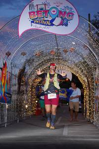 BIB: 5088
                            <button type="button" onclick="openModal(21781404)" class="btn btn-primary btn-sm float-right btn-popup" data-toggle="modal" data-target=".modal-high-quality">
                        <i class="fas fa-shopping-cart"></i> Add to Cart
                    </button>
                                            <button type="button" onclick="isThisMe(21781404, true)" class="btn btn-success btn-sm float-right btn-popup btn-isme hidden" data-toggle="tooltip" data-placement="bottom" title="นี่คือรูปของคุณใช่ไหม คลิกที่นี่เพื่อเอาเข้าอัลบั้ม">
                        <i class="fas fa-plus"></i> Add to album
                    </button>
                    <button type="button" onclick="isThisMe(21781404, false)" class="btn btn-warning btn-sm float-right btn-popup btn-isnotme hidden">
                        <i class="fas fa-ban"></i> Remove from album
                    </button>