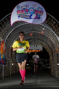 BIB: 0255
                            <button type="button" onclick="openModal(21777827)" class="btn btn-primary btn-sm float-right btn-popup" data-toggle="modal" data-target=".modal-high-quality">
                        <i class="fas fa-shopping-cart"></i> Add to Cart
                    </button>
                                            <button type="button" onclick="isThisMe(21777827, true)" class="btn btn-success btn-sm float-right btn-popup btn-isme hidden" data-toggle="tooltip" data-placement="bottom" title="นี่คือรูปของคุณใช่ไหม คลิกที่นี่เพื่อเอาเข้าอัลบั้ม">
                        <i class="fas fa-plus"></i> Add to album
                    </button>
                    <button type="button" onclick="isThisMe(21777827, false)" class="btn btn-warning btn-sm float-right btn-popup btn-isnotme hidden">
                        <i class="fas fa-ban"></i> Remove from album
                    </button>