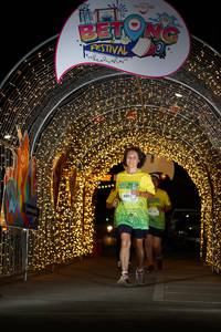 BIB: 600
                            <button type="button" onclick="openModal(21778192)" class="btn btn-primary btn-sm float-right btn-popup" data-toggle="modal" data-target=".modal-high-quality">
                        <i class="fas fa-shopping-cart"></i> Add to Cart
                    </button>
                                            <button type="button" onclick="isThisMe(21778192, true)" class="btn btn-success btn-sm float-right btn-popup btn-isme hidden" data-toggle="tooltip" data-placement="bottom" title="นี่คือรูปของคุณใช่ไหม คลิกที่นี่เพื่อเอาเข้าอัลบั้ม">
                        <i class="fas fa-plus"></i> Add to album
                    </button>
                    <button type="button" onclick="isThisMe(21778192, false)" class="btn btn-warning btn-sm float-right btn-popup btn-isnotme hidden">
                        <i class="fas fa-ban"></i> Remove from album
                    </button>