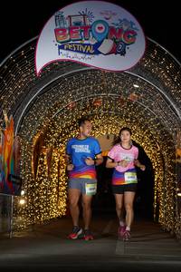 BIB: 5000, 50011
                            <button type="button" onclick="openModal(21779231)" class="btn btn-primary btn-sm float-right btn-popup" data-toggle="modal" data-target=".modal-high-quality">
                        <i class="fas fa-shopping-cart"></i> Add to Cart
                    </button>
                                            <button type="button" onclick="isThisMe(21779231, true)" class="btn btn-success btn-sm float-right btn-popup btn-isme hidden" data-toggle="tooltip" data-placement="bottom" title="นี่คือรูปของคุณใช่ไหม คลิกที่นี่เพื่อเอาเข้าอัลบั้ม">
                        <i class="fas fa-plus"></i> Add to album
                    </button>
                    <button type="button" onclick="isThisMe(21779231, false)" class="btn btn-warning btn-sm float-right btn-popup btn-isnotme hidden">
                        <i class="fas fa-ban"></i> Remove from album
                    </button>