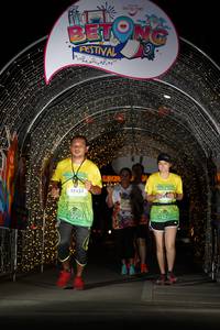 BIB: 50153, 364
                            <button type="button" onclick="openModal(21777683)" class="btn btn-primary btn-sm float-right btn-popup" data-toggle="modal" data-target=".modal-high-quality">
                        <i class="fas fa-shopping-cart"></i> Add to Cart
                    </button>
                                            <button type="button" onclick="isThisMe(21777683, true)" class="btn btn-success btn-sm float-right btn-popup btn-isme hidden" data-toggle="tooltip" data-placement="bottom" title="นี่คือรูปของคุณใช่ไหม คลิกที่นี่เพื่อเอาเข้าอัลบั้ม">
                        <i class="fas fa-plus"></i> Add to album
                    </button>
                    <button type="button" onclick="isThisMe(21777683, false)" class="btn btn-warning btn-sm float-right btn-popup btn-isnotme hidden">
                        <i class="fas fa-ban"></i> Remove from album
                    </button>