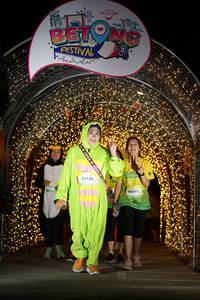 BIB: 50145, 90095
                            <button type="button" onclick="openModal(21779172)" class="btn btn-primary btn-sm float-right btn-popup" data-toggle="modal" data-target=".modal-high-quality">
                        <i class="fas fa-shopping-cart"></i> Add to Cart
                    </button>
                                            <button type="button" onclick="isThisMe(21779172, true)" class="btn btn-success btn-sm float-right btn-popup btn-isme hidden" data-toggle="tooltip" data-placement="bottom" title="นี่คือรูปของคุณใช่ไหม คลิกที่นี่เพื่อเอาเข้าอัลบั้ม">
                        <i class="fas fa-plus"></i> Add to album
                    </button>
                    <button type="button" onclick="isThisMe(21779172, false)" class="btn btn-warning btn-sm float-right btn-popup btn-isnotme hidden">
                        <i class="fas fa-ban"></i> Remove from album
                    </button>