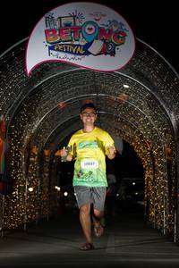 BIB: 50027
                            <button type="button" onclick="openModal(21777886)" class="btn btn-primary btn-sm float-right btn-popup" data-toggle="modal" data-target=".modal-high-quality">
                        <i class="fas fa-shopping-cart"></i> Add to Cart
                    </button>
                                            <button type="button" onclick="isThisMe(21777886, true)" class="btn btn-success btn-sm float-right btn-popup btn-isme hidden" data-toggle="tooltip" data-placement="bottom" title="นี่คือรูปของคุณใช่ไหม คลิกที่นี่เพื่อเอาเข้าอัลบั้ม">
                        <i class="fas fa-plus"></i> Add to album
                    </button>
                    <button type="button" onclick="isThisMe(21777886, false)" class="btn btn-warning btn-sm float-right btn-popup btn-isnotme hidden">
                        <i class="fas fa-ban"></i> Remove from album
                    </button>